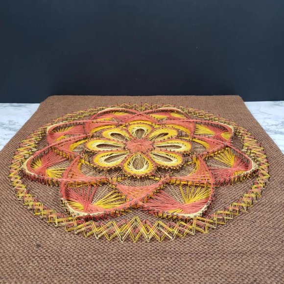 Mandala String Art Wall Decor Encased Vintage - Picture 11 of 16